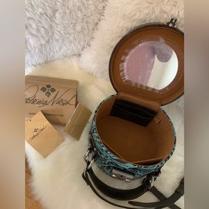 Patrick’s Nash Crossbody Purse